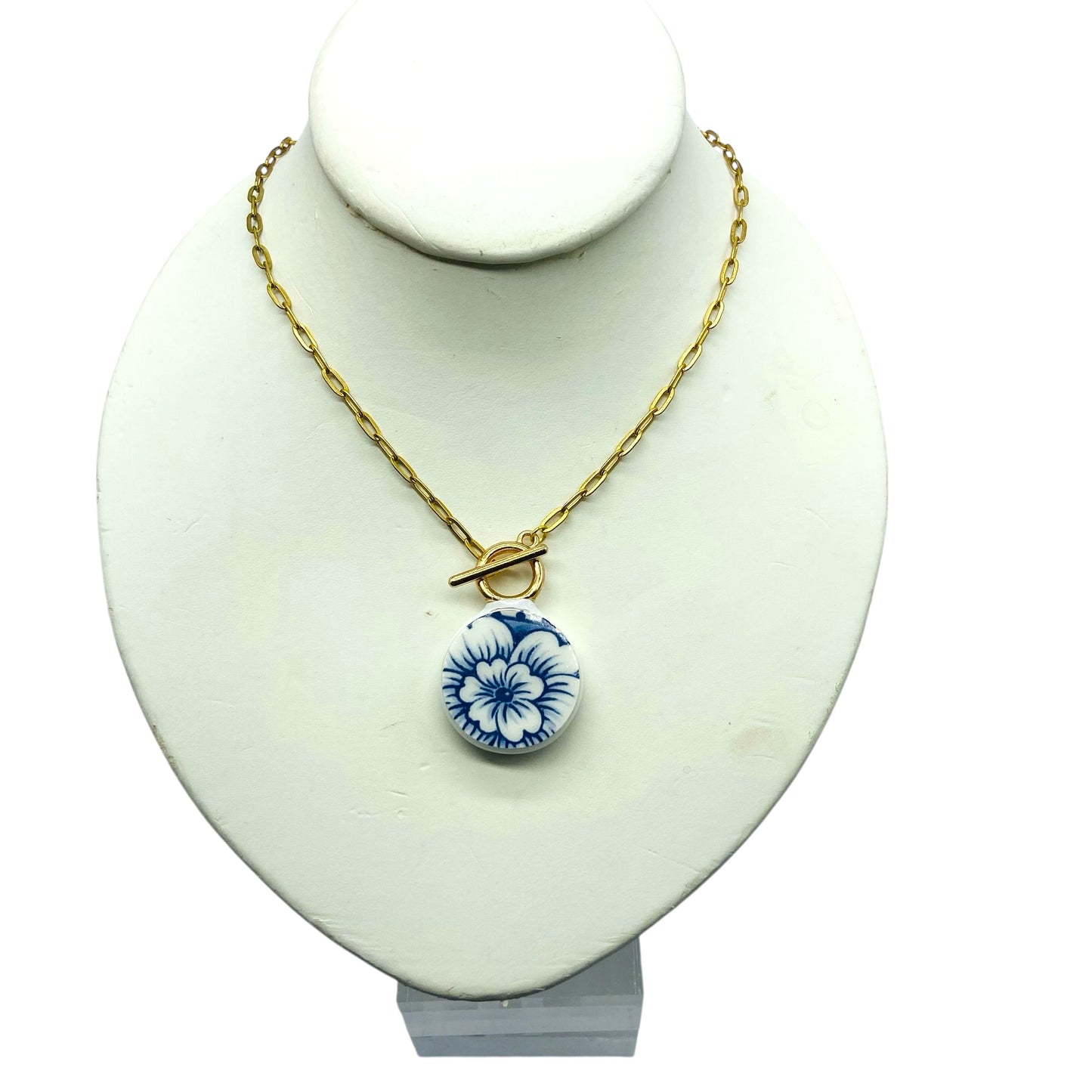 Dinner Plate Necklace - Flower